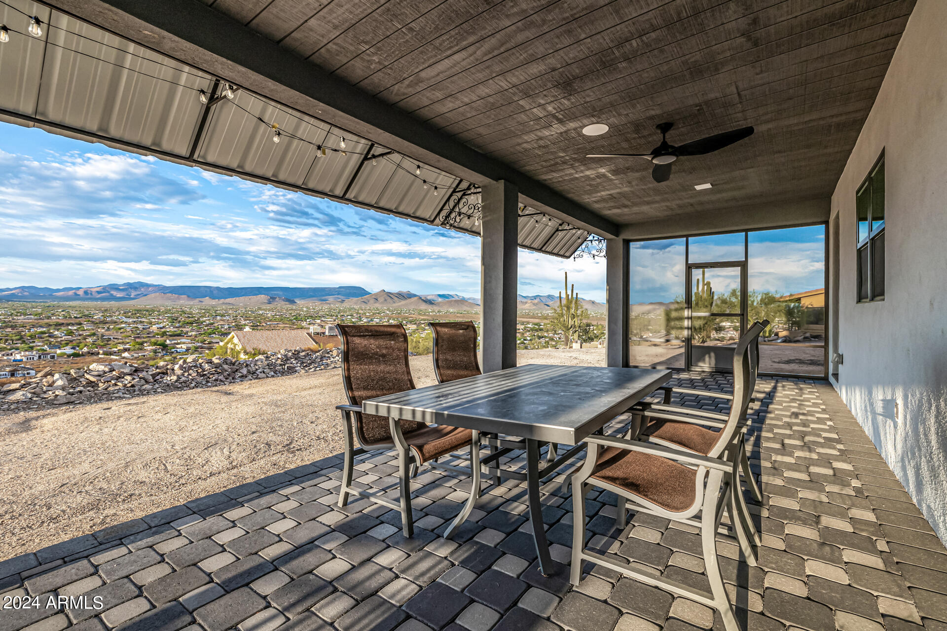 1829 West Cloud Road Phoenix, AZ 85086 - Photo 97 of 137 0200-100-Cloud