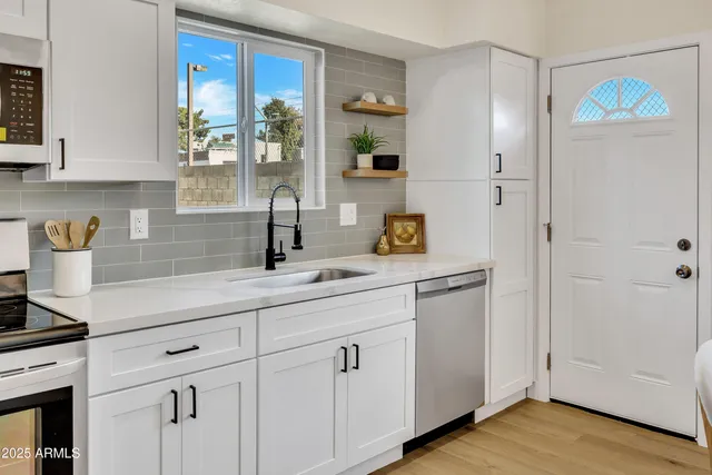 $309,000 | 5747 North 67th Drive, Glendale, AZ 85303