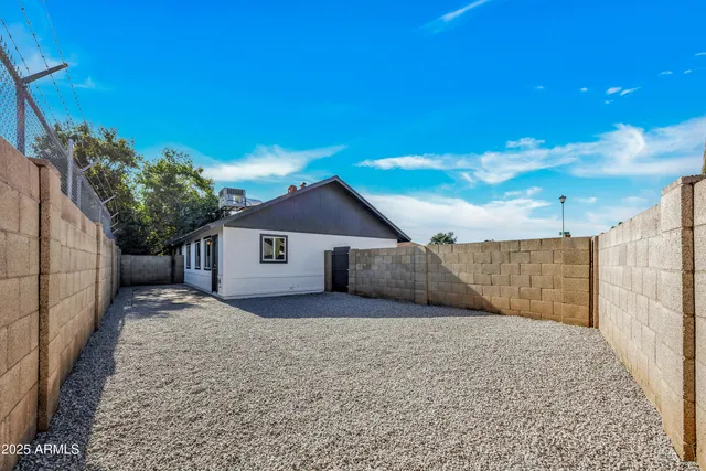 $309,000 | 5747 North 67th Drive, Glendale, AZ 85303