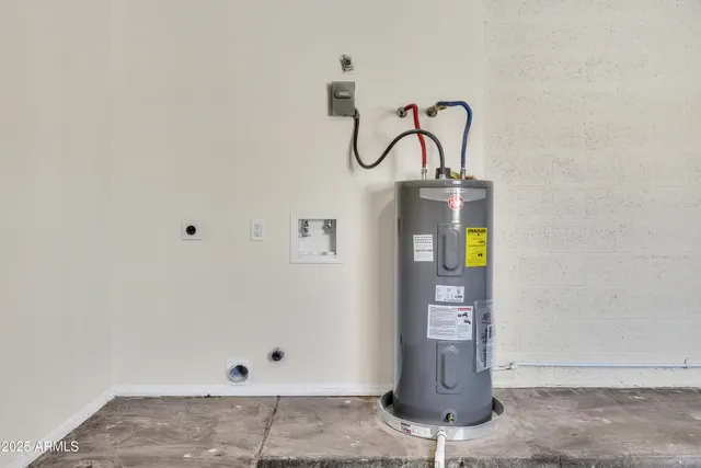 $309,000 | 5747 North 67th Drive, Glendale, AZ 85303