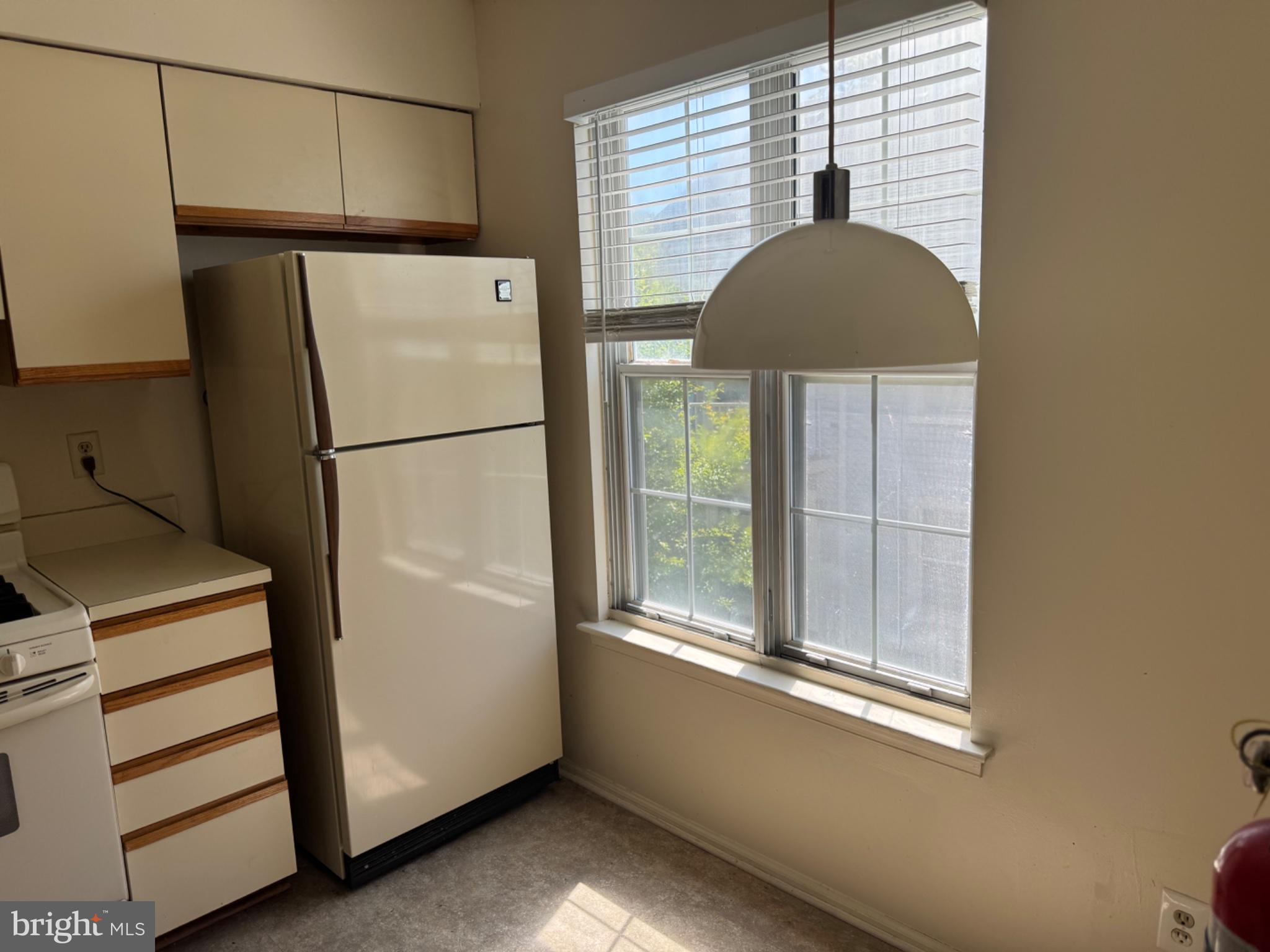 1908 B Ralston Drive Mount Laurel, NJ 08054 - Photo 5 of 24 Bright kitchen with natural light.