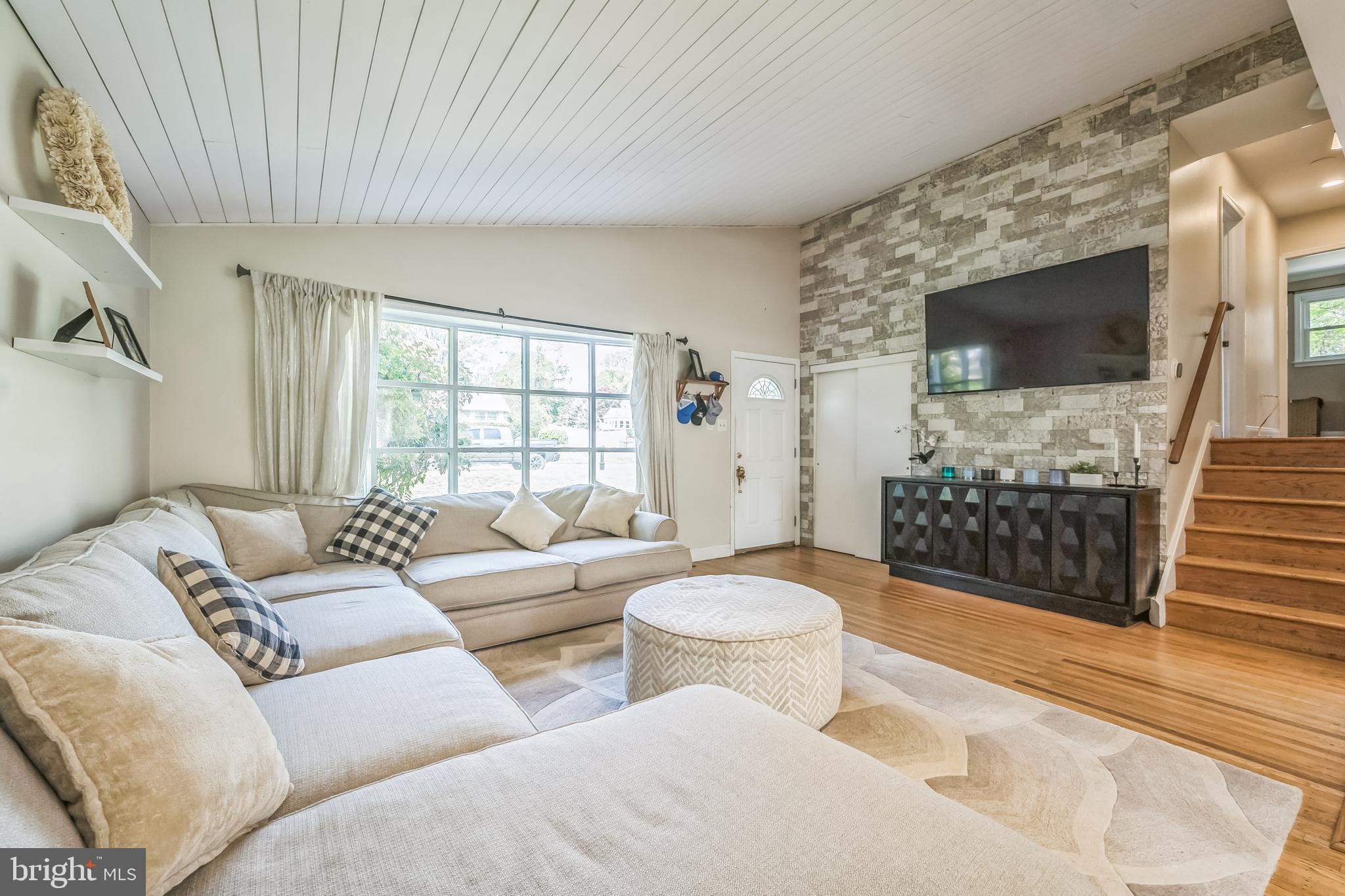 28 Pennlyn Road Churchville, PA 18966 - Photo 5 of 24