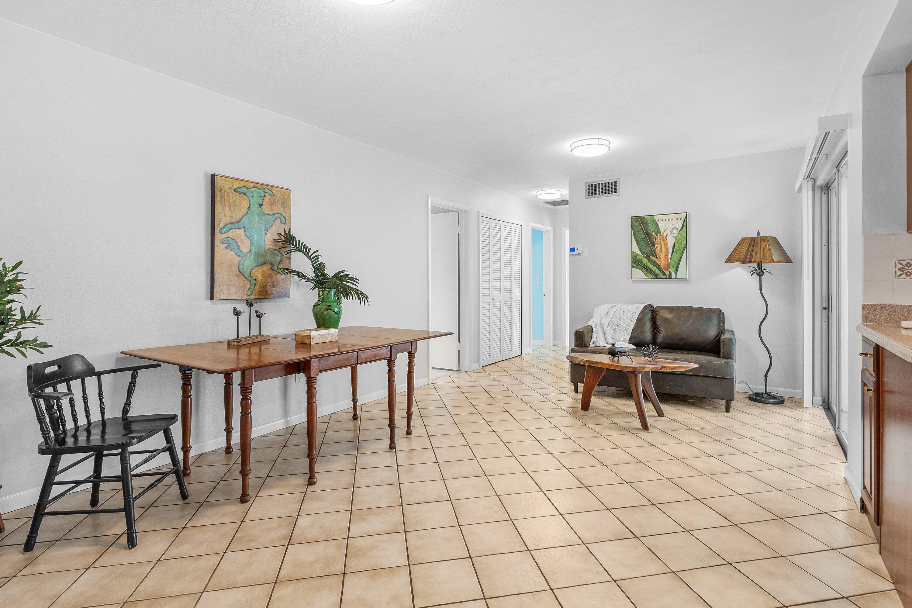 200 Northwest 11th Avenue Boca Raton, FL 33486 - Photo 14 of 32 015-200Northwest11thAvenue-BocaRaton-FL-