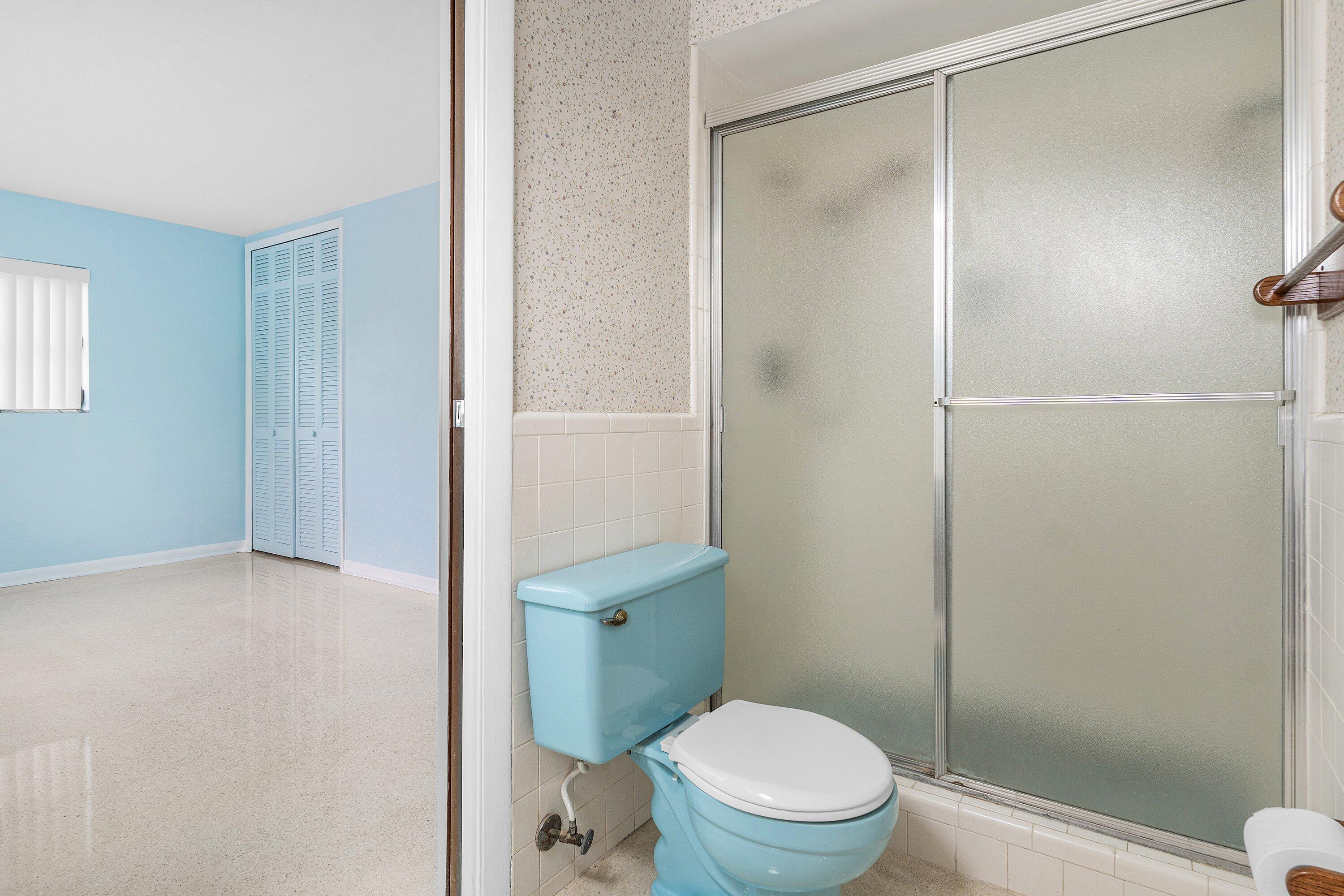 200 Northwest 11th Avenue Boca Raton, FL 33486 - Photo 19 of 32 Bath 2