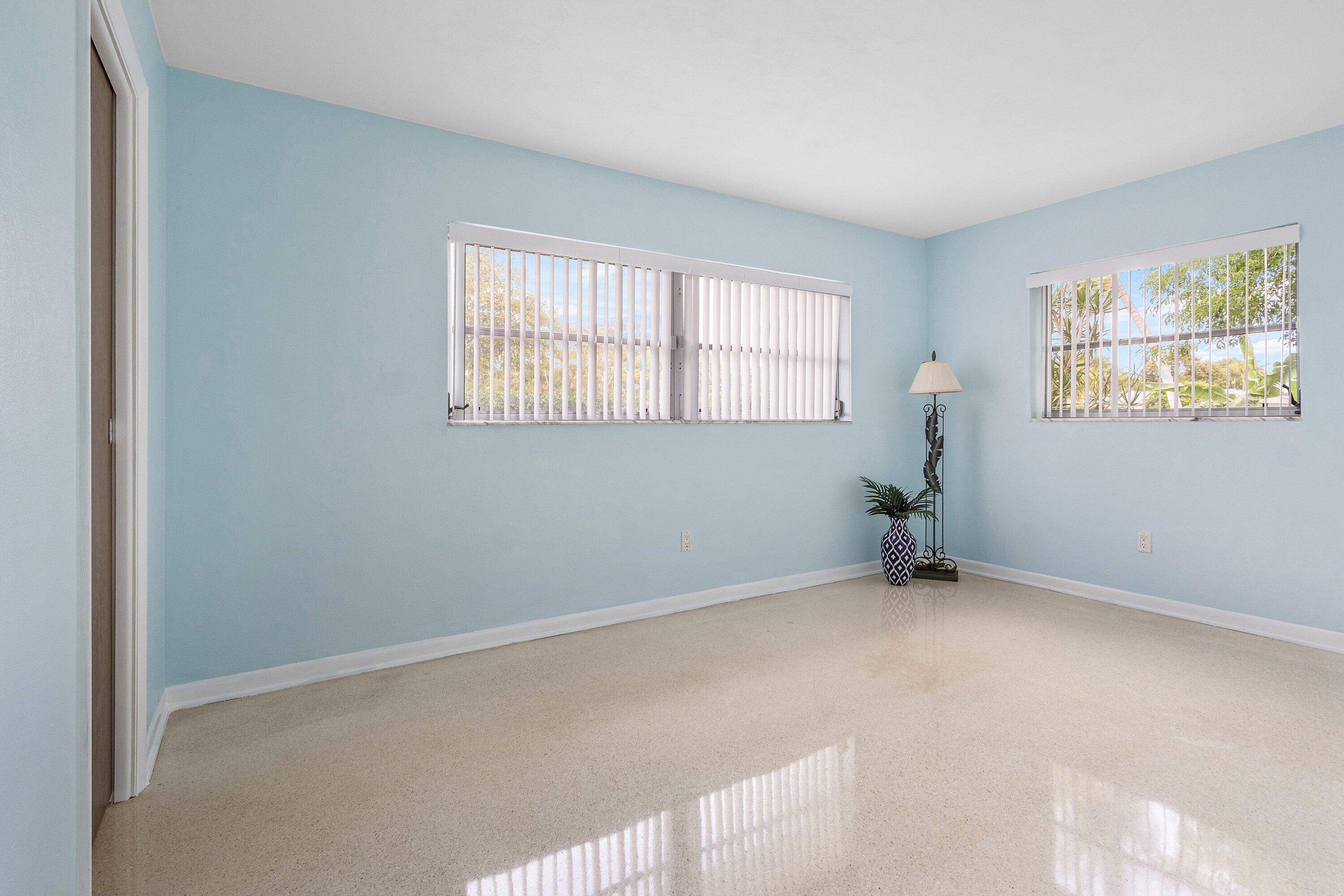 200 Northwest 11th Avenue Boca Raton, FL 33486 - Photo 21 of 32 Bedroom 3