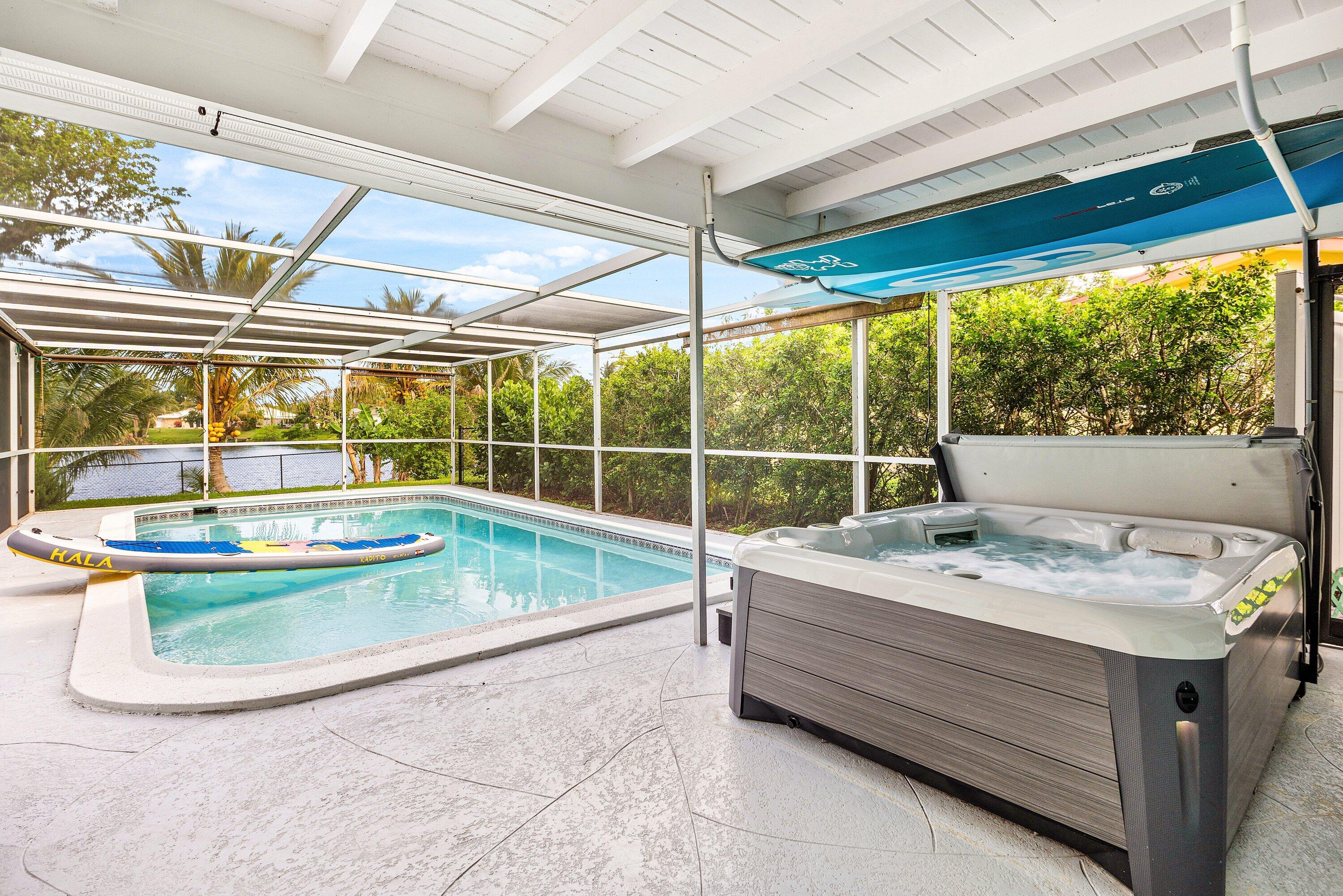 200 Northwest 11th Avenue Boca Raton, FL 33486 - Photo 25 of 32 Hot Tub