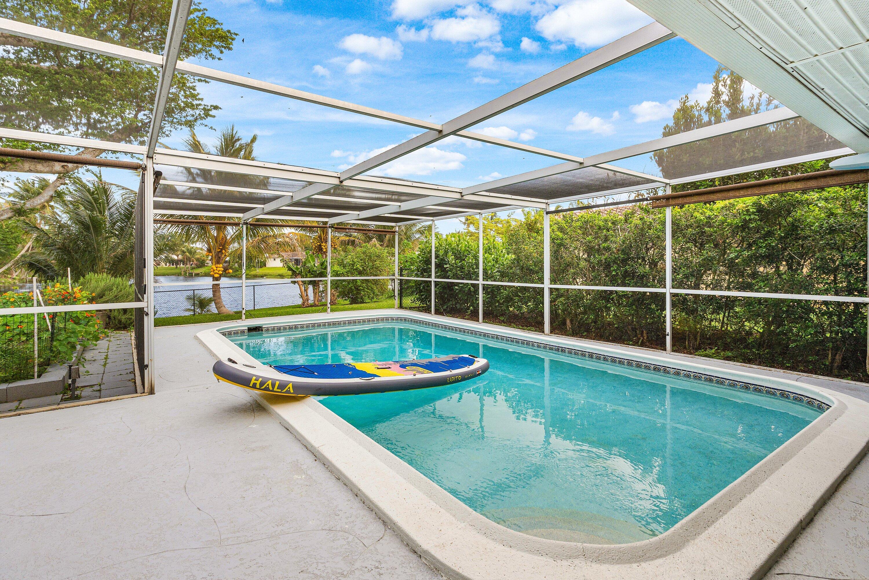 200 Northwest 11th Avenue Boca Raton, FL 33486 - Photo 26 of 32 Pool