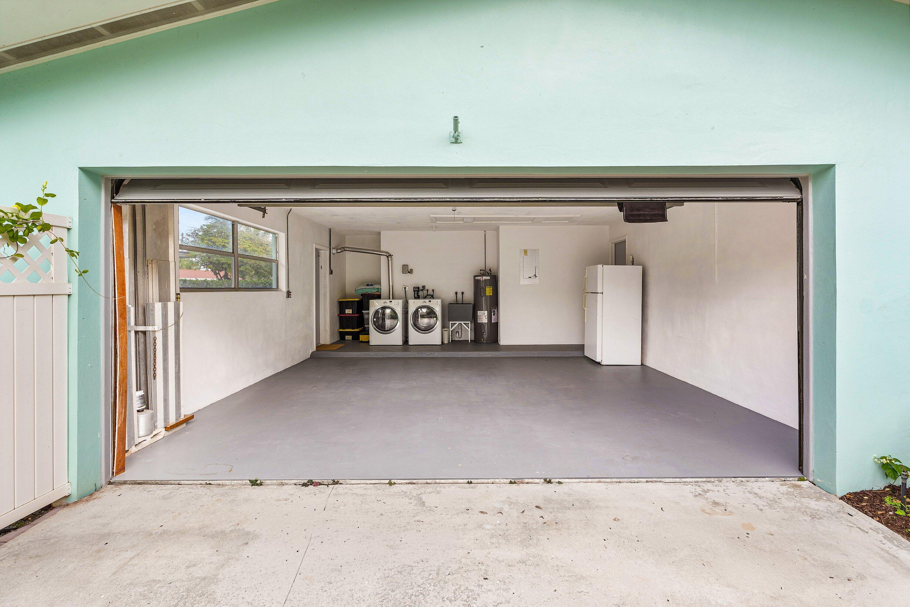 200 Northwest 11th Avenue Boca Raton, FL 33486 - Photo 32 of 32 Newly painted garage