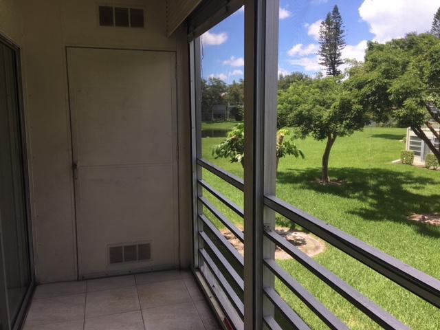 154 Dorset D Boca Raton, FL 33434 - Photo 14 of 15 IMG_5519
