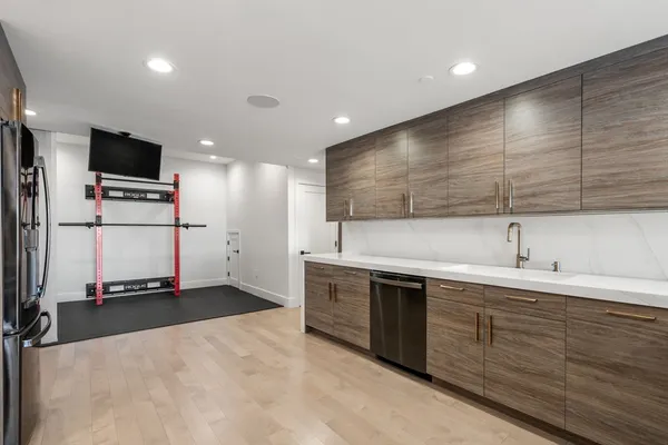 $5,500 | 65 Lake Avenue, Unit 1003, Worcester, MA 01604