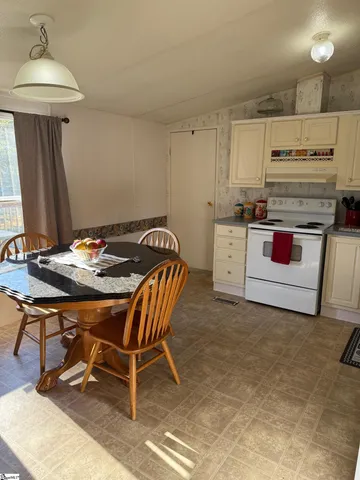 $140,000 | 201 Archer Drive, Laurens, SC 29360