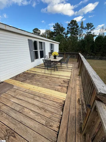 $140,000 | 201 Archer Drive, Laurens, SC 29360