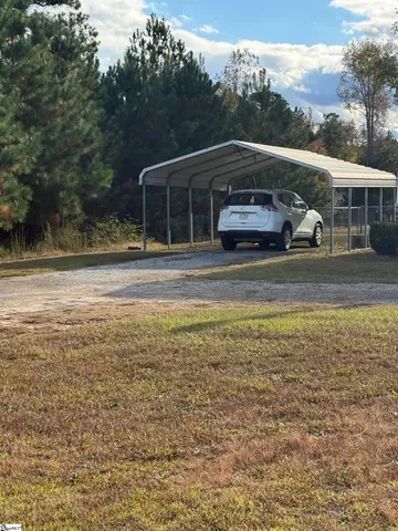 $140,000 | 201 Archer Drive, Laurens, SC 29360