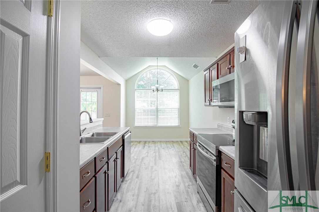 202 Brookstone Court Rincon, GA 31326 - Photo 12 of 32