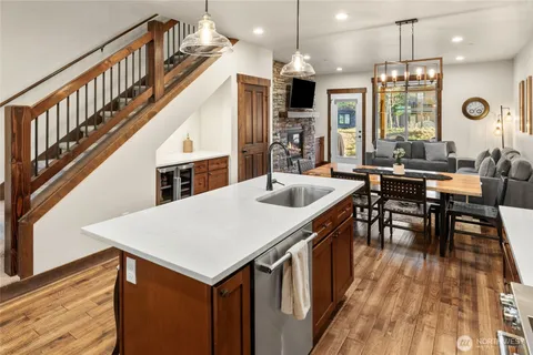 $920,000 | 123 Big Hill Drive, Cle Elum, WA 98922