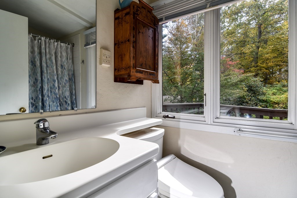 212 Farm Road Sherborn, MA 01770 - Photo 24 of 31 Gallery Image 24