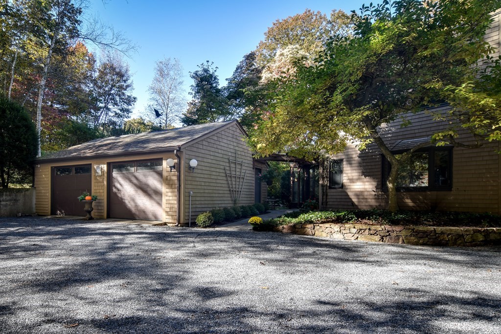 212 Farm Road Sherborn, MA 01770 - Photo 28 of 31 Gallery Image 28