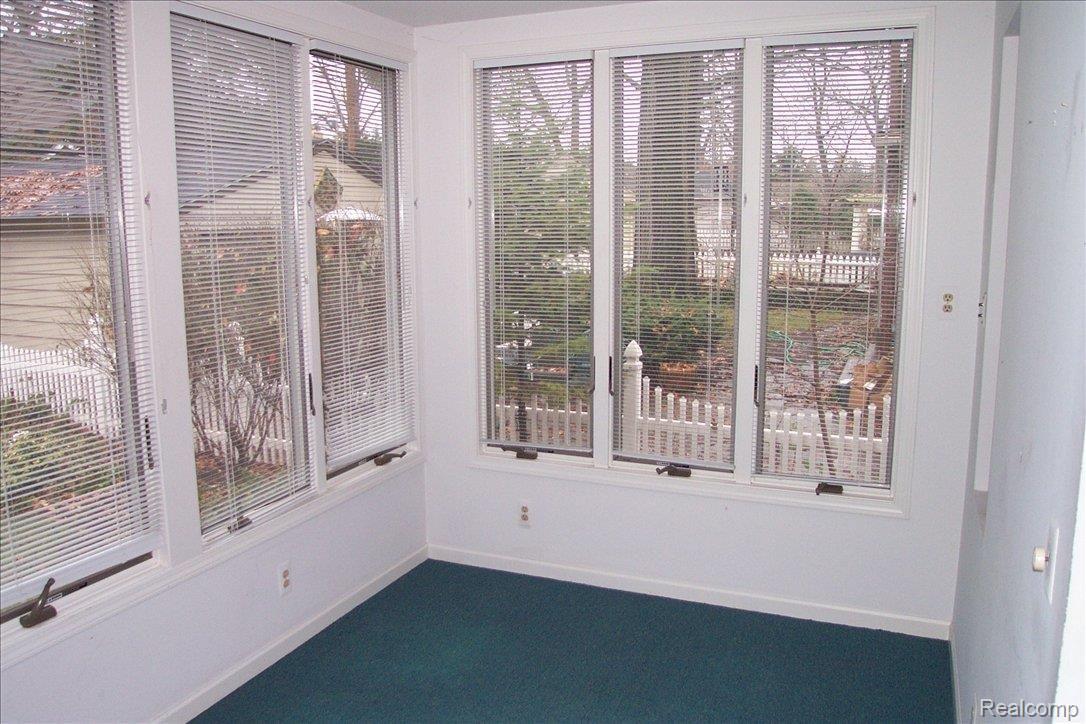 16 Sylvan Avenue Pleasant Ridge, MI 48069 - Photo 11 of 18 Florida Room