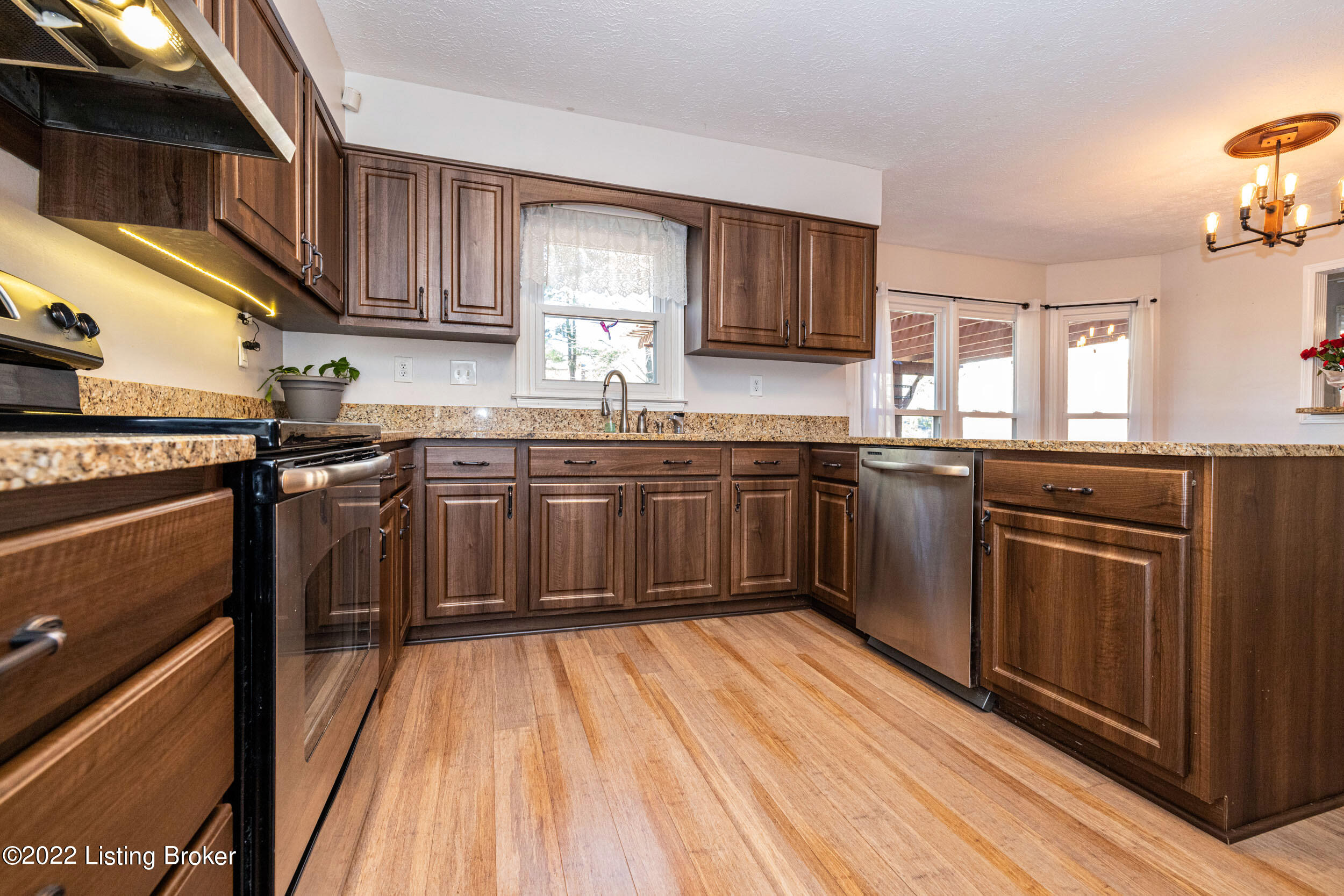 2806 Wareham Road Louisville, KY 40242 - Photo 8 of 40 RBWP6532