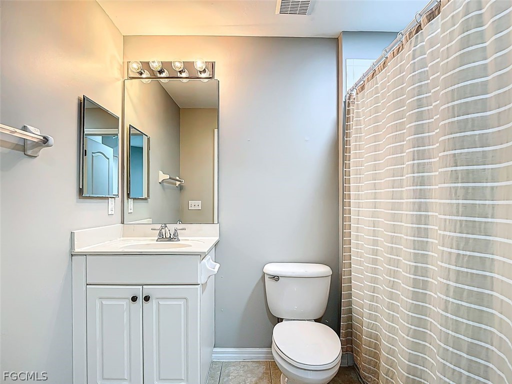 12151 Summergate Circle, Unit R101 Fort Myers, FL 33913 - Photo 28 of 48