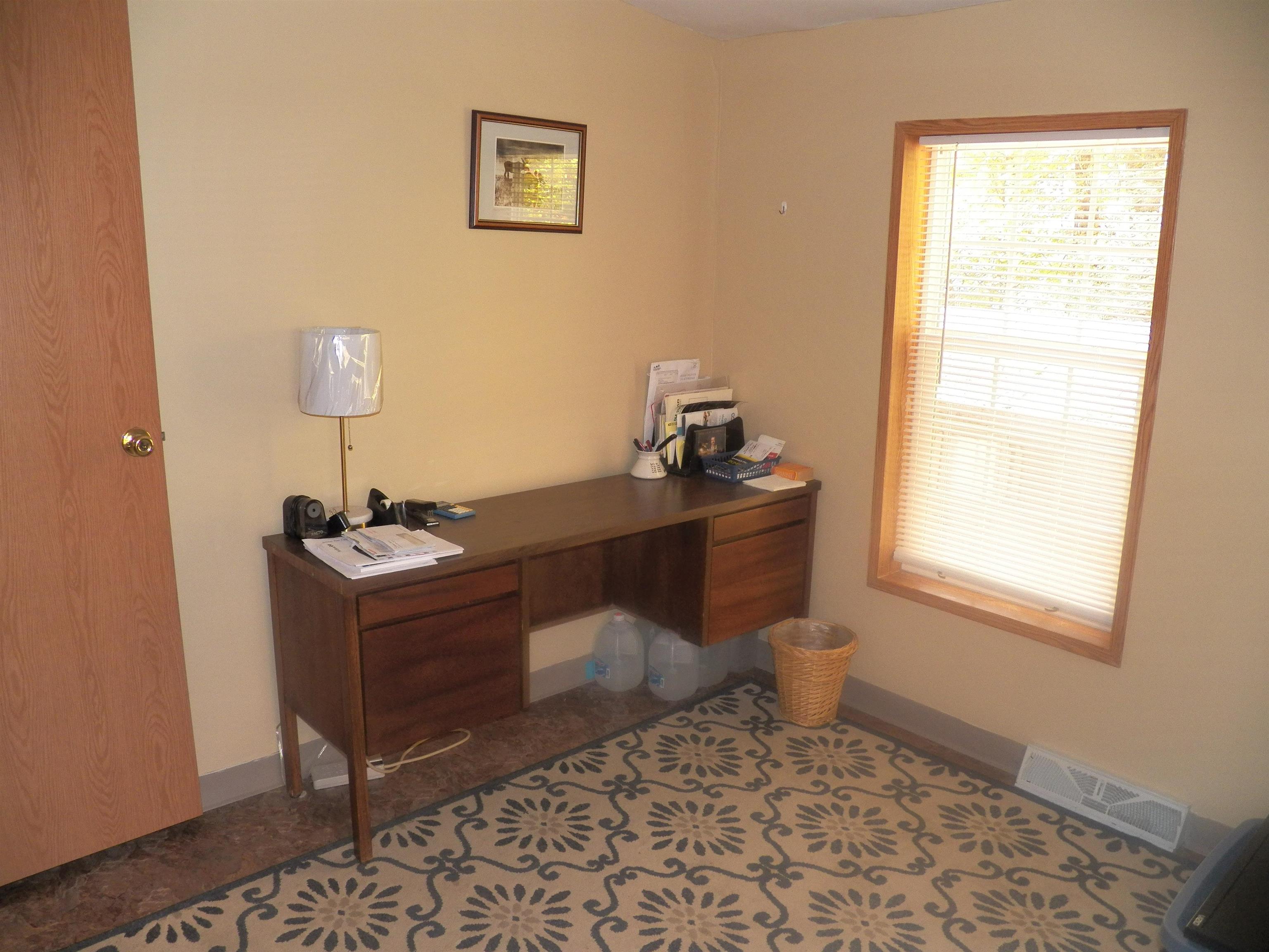 68 Mountain Road Bennington, NH 03442 - Photo 19 of 40