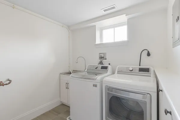 $6,850 | 368 Concord Avenue, Unit 1, Cambridge, MA 02138