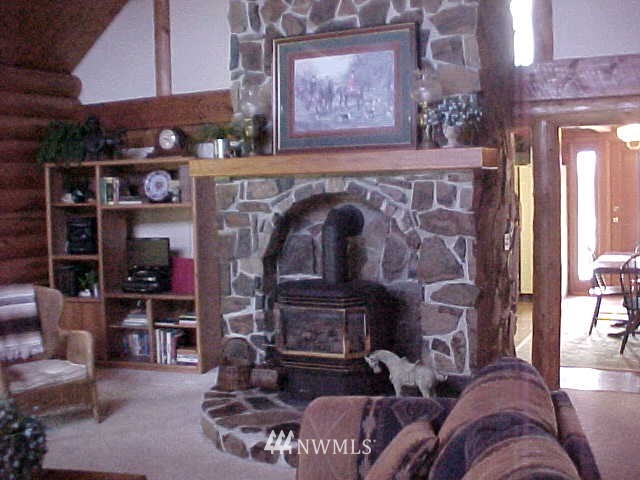 225 South Military Road Winlock, WA 98596 - Photo 9 of 15