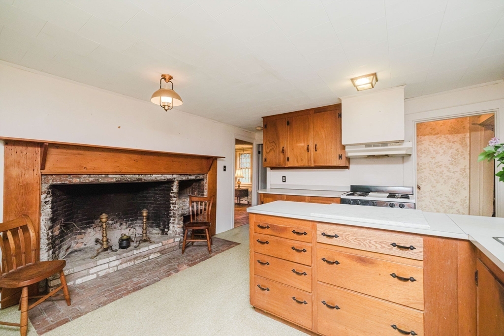 83 North Worcester Street Norton, MA 02766 - Photo 12 of 32