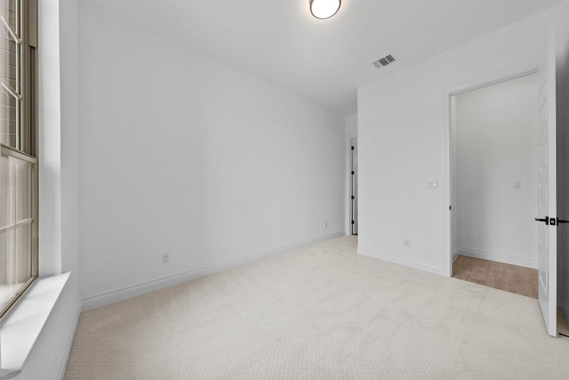 109 Strawberry Lane Georgetown, TX 78628 - Photo 8 of 40 a view of room