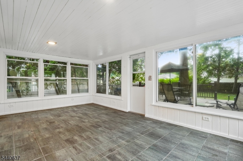 688 Greenbrook Road North Plainfield, NJ 07063 - Photo 28 of 37