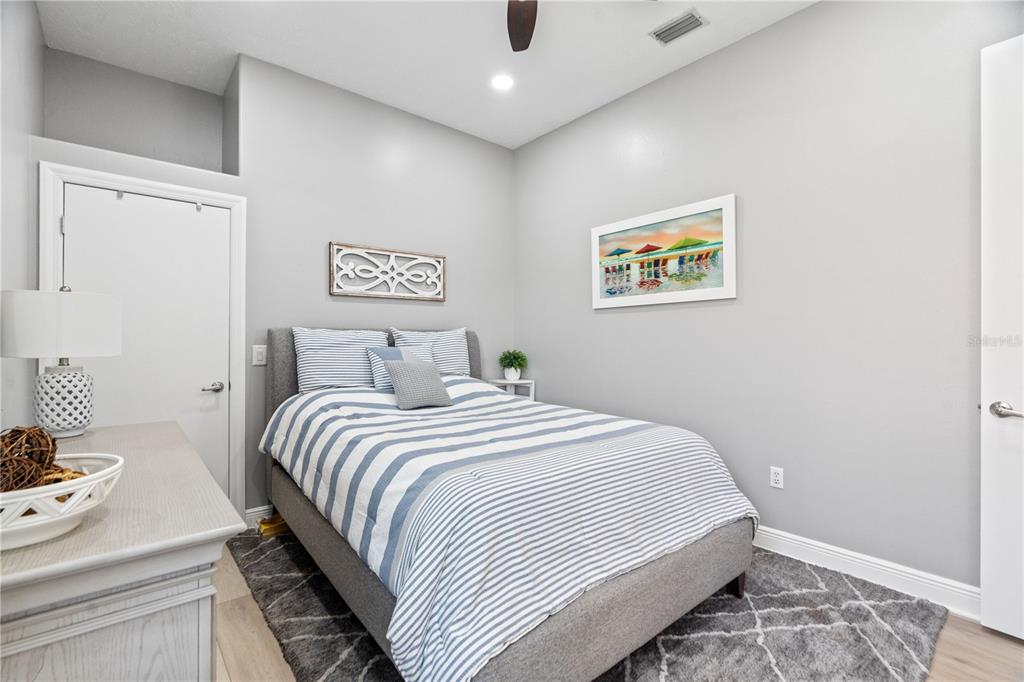 9810 Compass Point Way Tampa, FL 33615 - Photo 31 of 66