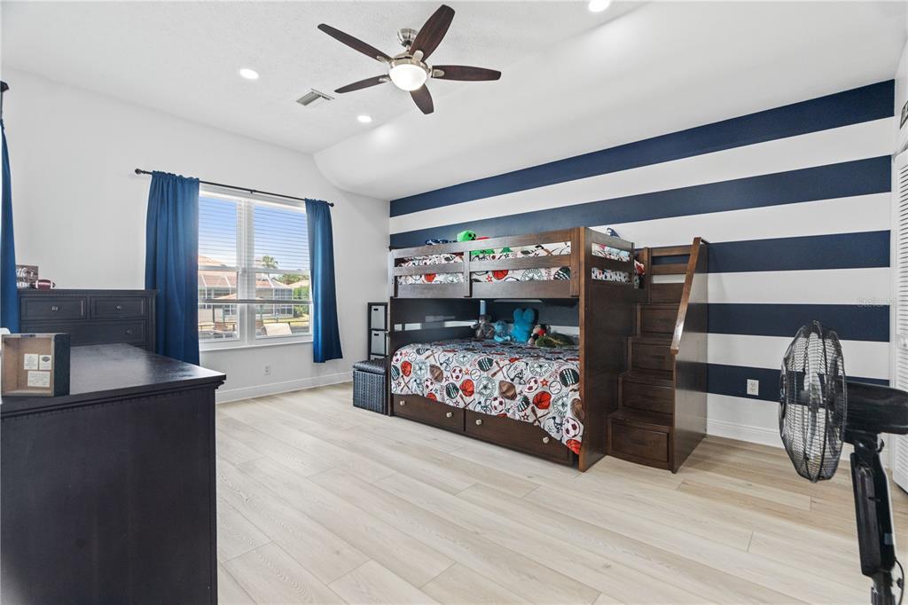 9810 Compass Point Way Tampa, FL 33615 - Photo 33 of 66