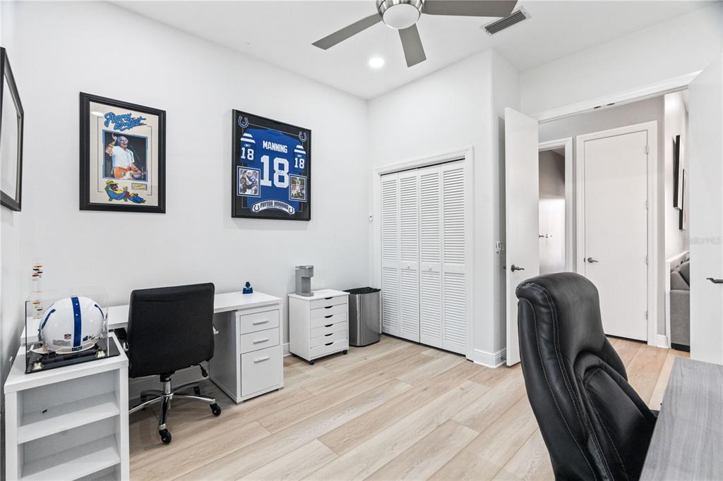 9810 Compass Point Way Tampa, FL 33615 - Photo 37 of 66