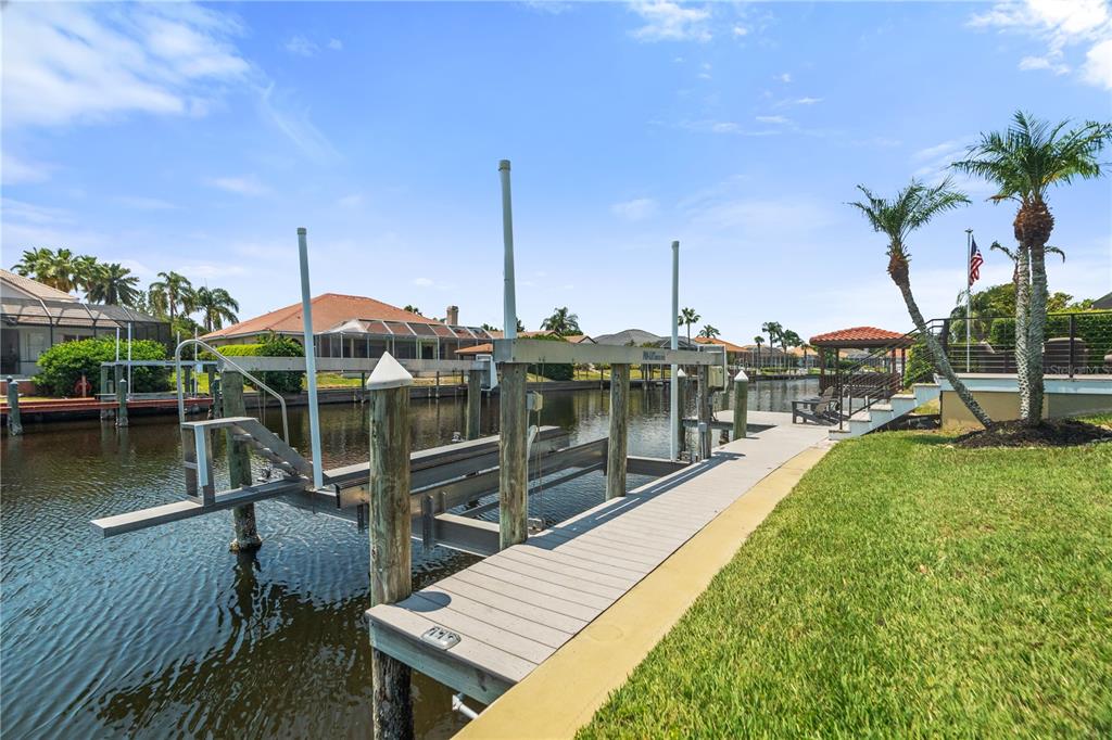 9810 Compass Point Way Tampa, FL 33615 - Photo 56 of 66