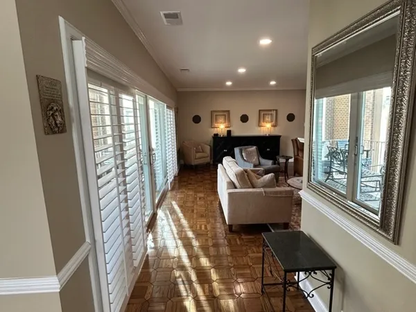 $1,100,000 | 4 Oak Brook Club Drive, Unit G205, Oak Brook, IL 60523