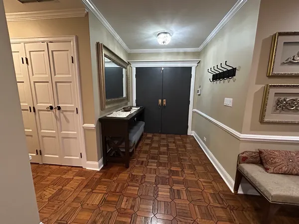 $1,100,000 | 4 Oak Brook Club Drive, Unit G205, Oak Brook, IL 60523