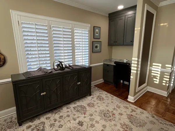 $1,100,000 | 4 Oak Brook Club Drive, Unit G205, Oak Brook, IL 60523