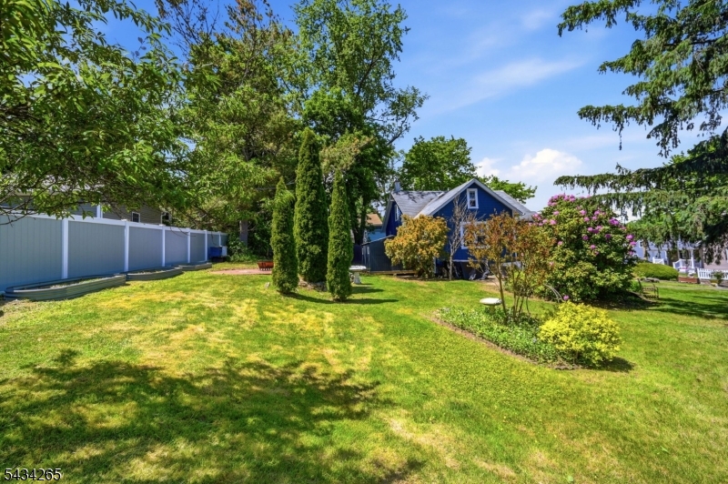 135 Franklin Road Denville, NJ 07834 - Photo 37 of 49