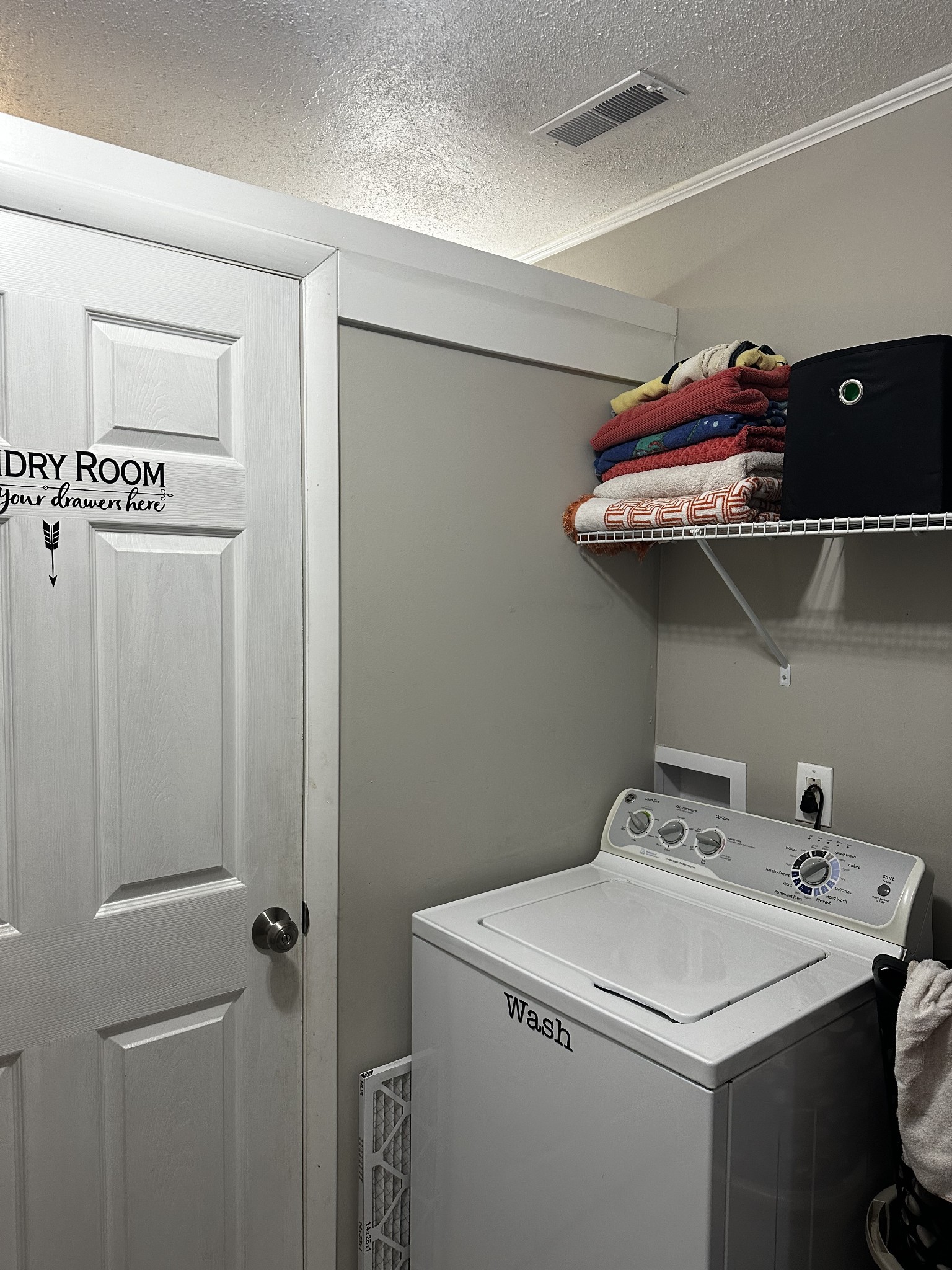 83 Hideout Road Manchester, TN 37355 - Photo 15 of 22 a utility room with dryer and washer