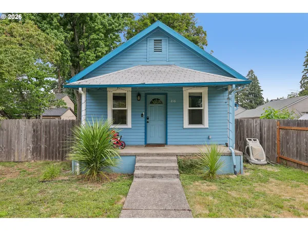 $425,000 | 216 Southeast Twp Road, Canby, OR 97013