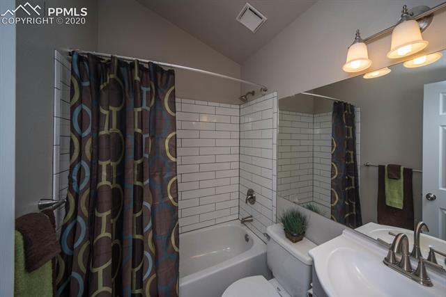 5459 Pinon Valley Road Colorado Springs, CO 80919 - Photo 8 of 27