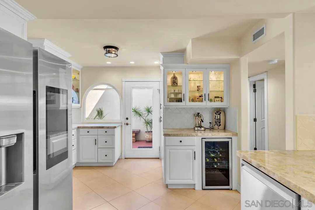 4 GingerTree Lane Coronado, CA 92118 - Photo 7 of 47