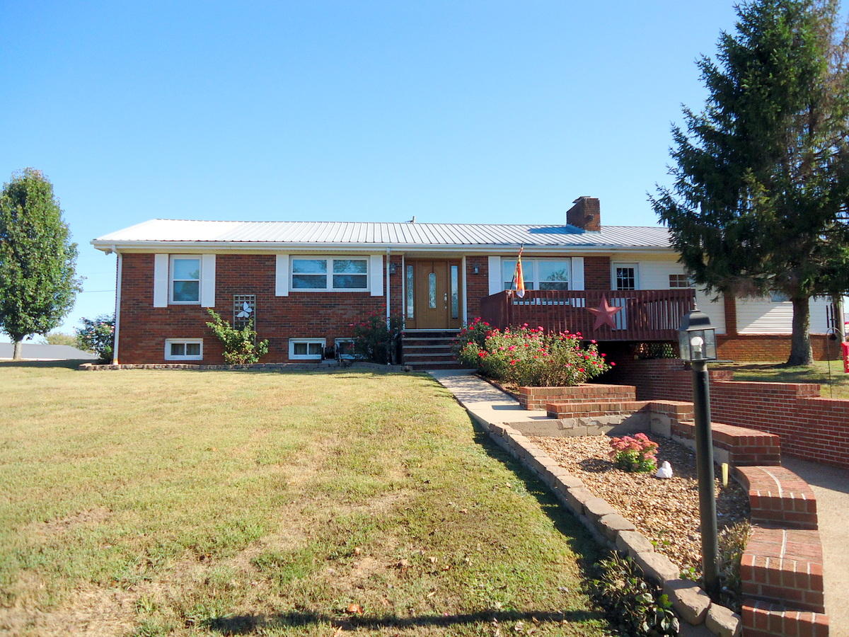 149 Lees Chapel Road Sweetwater, TN 37874 - Photo 1 of 40 01-DSC08702