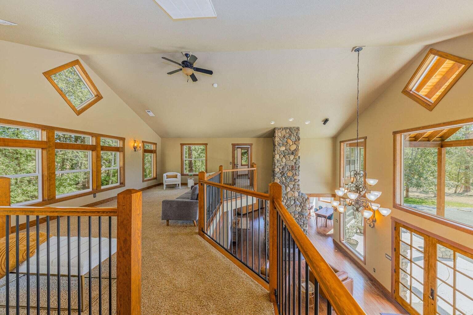400 Tetherow Road Williams, OR 97544 - Photo 29 of 60 30