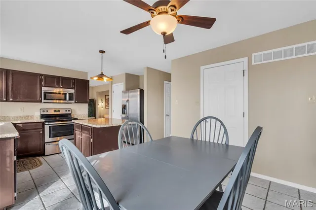 $432,500 | 9946 Tesson Creek Estates Road, St. Louis, MO 63123