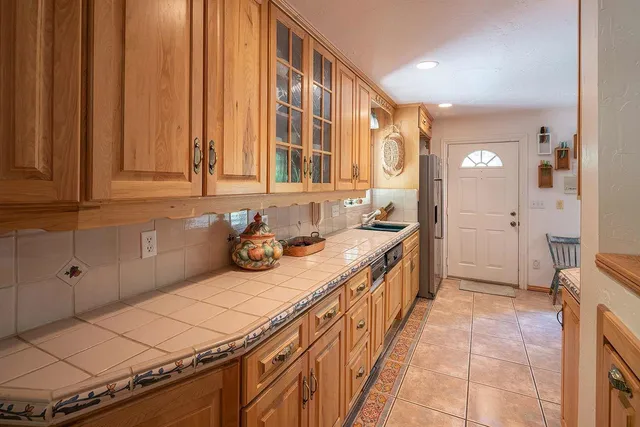 $600,000 | 44200 State Highway 20, Nevada City, CA 95959