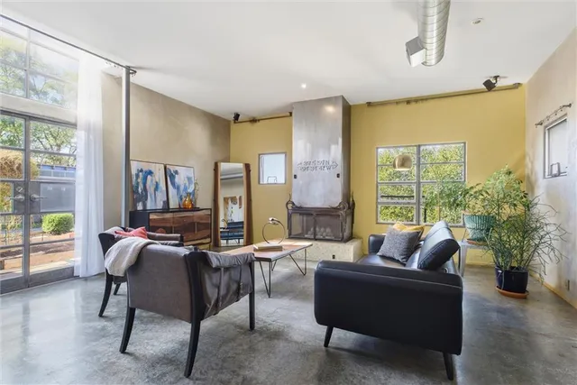 $1,900,000 | 1520 Jarboe Street, Kansas City, MO 64108