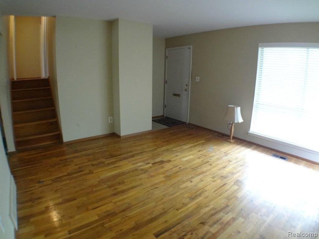 2072 Derby Road Birmingham, MI 48009 - Photo 10 of 30