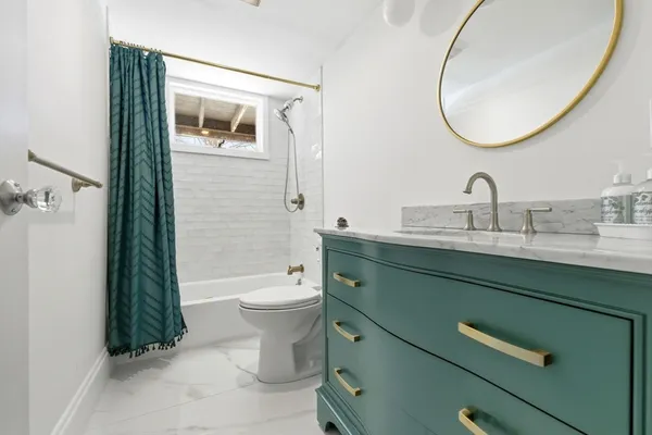 $3,700 | 23 Matchett Street, Unit 2, Boston, MA 02135
