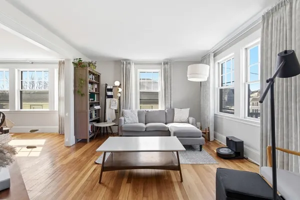 $3,700 | 23 Matchett Street, Unit 2, Boston, MA 02135